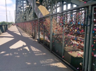 Köln bridge love locks